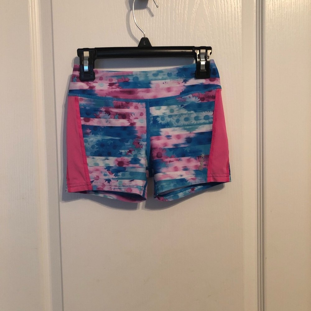 Girls Reebok active shorts